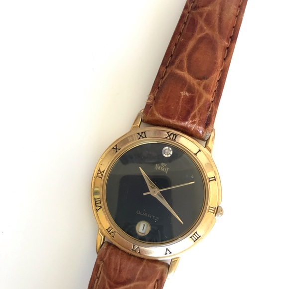 Vintage Nicolet Quartz Watch with diamond chip and date - Picture 3 of 4